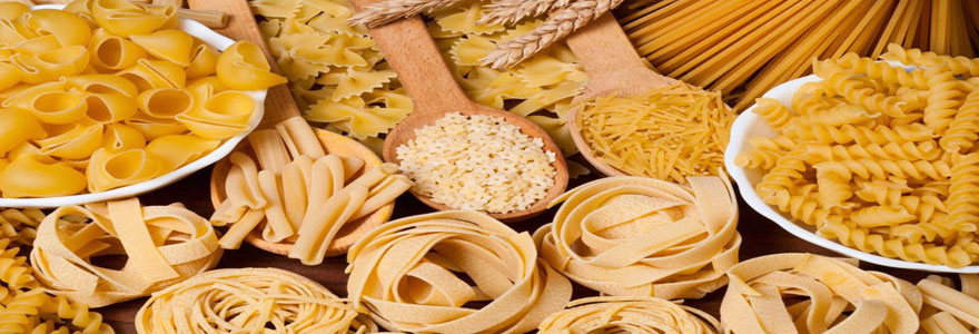 déguster des pâtes typiquement italien