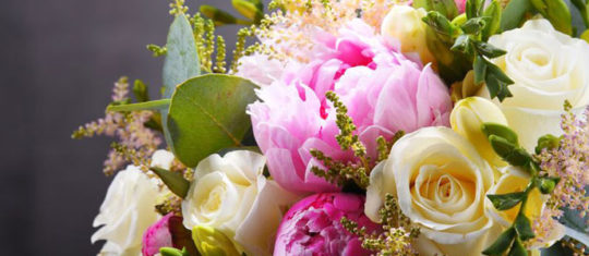 Offrir un bouquet de fleurs à un contact Twitter